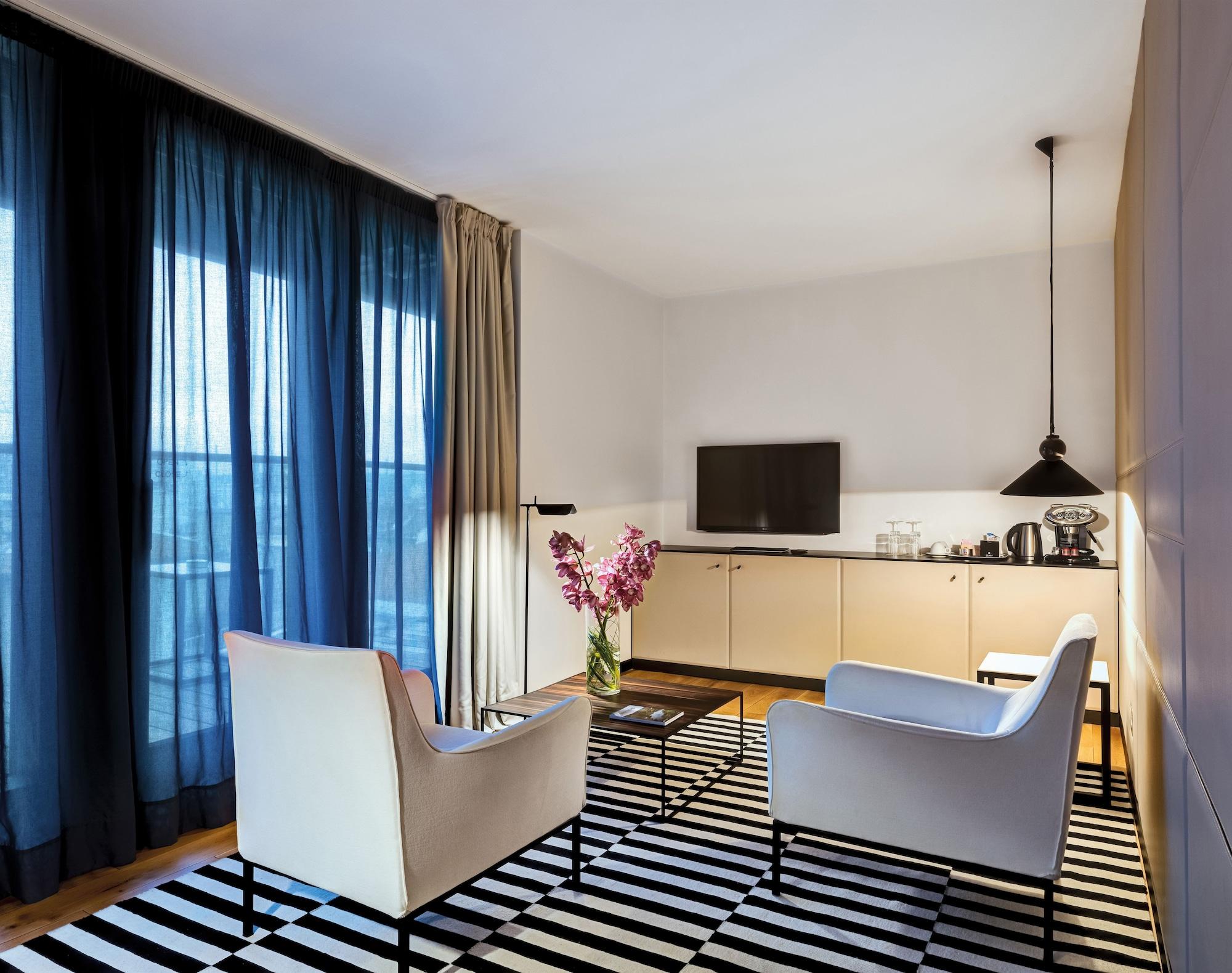 Sense Hotel Sofia, A Member Of Design Hotels Bagian luar foto